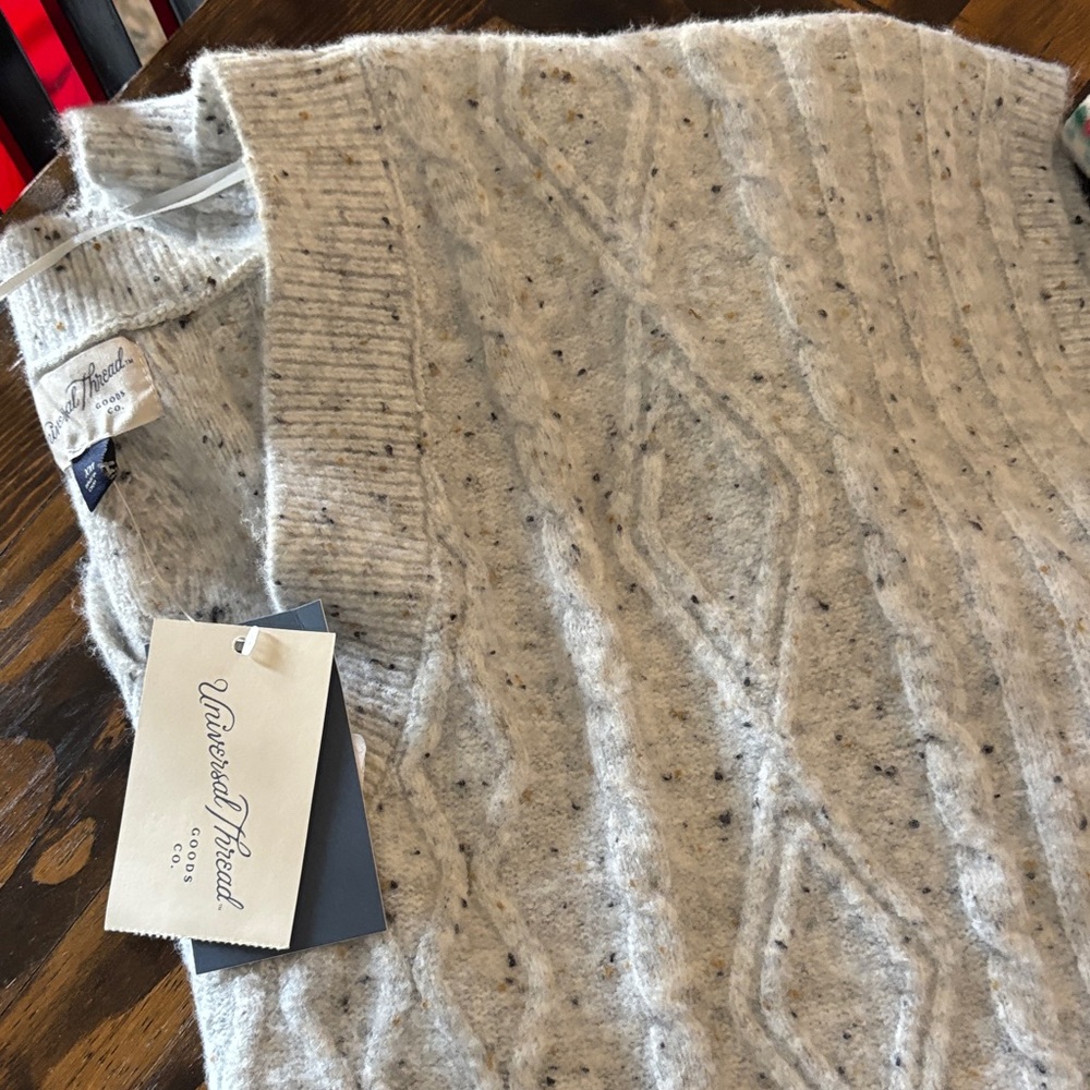 Universal Thread V-Neck Sweater - Light Gray NWT - image 3